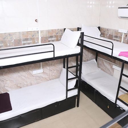 New Super Dormitory 뭄바이 외부 사진